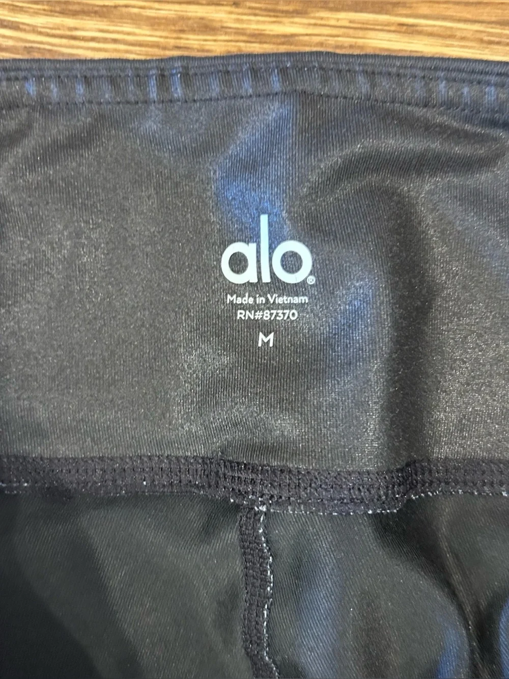 Alo Yoga Airbrush Mid Rise Graphic Leggings Black Silver Size M